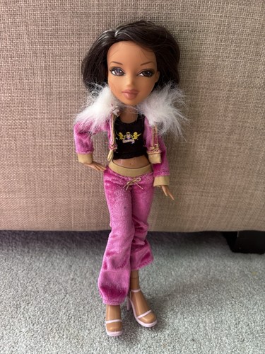 Bratz dolls world familiez - bratz,